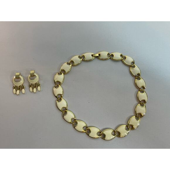 Vintage Enamel Necklace and Dangle Earring Set Gold Toned Old Money - Picture 1 of 9